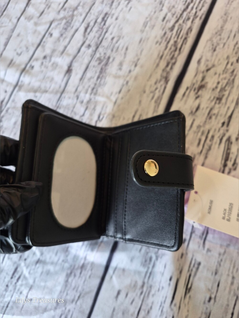 Betsey Johnson Black Heart Embossed Bifold Wallet Compact Snap Nwt - Picture 6 of 9